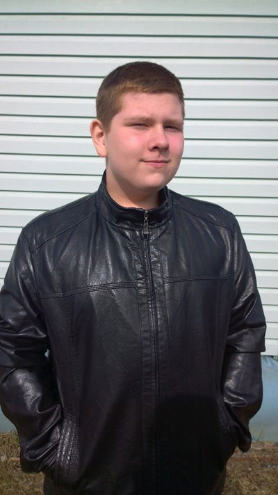 Роман Тумаков