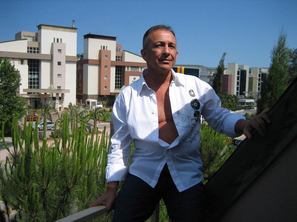 Семен Леонидов