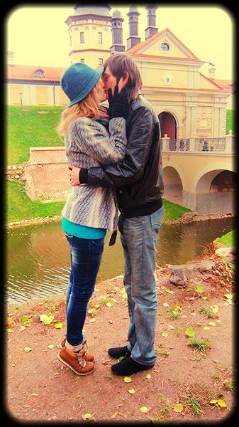 Анастаськ@} [:)