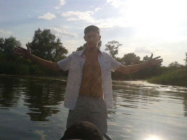 Артем Безруков