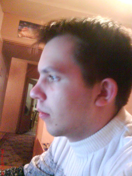 Олег Белявский