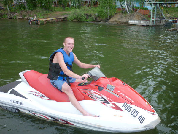 Андрей Леннов