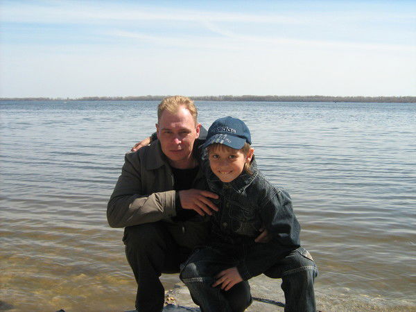 Александр Гущин