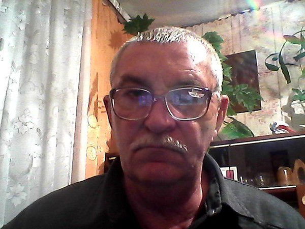 Юрий Кухарев