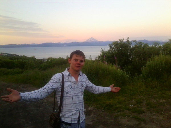 Антон Нестеренко