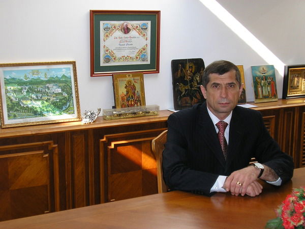 Александр Тарасенко