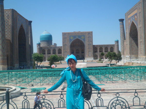 Зулфияхон Рустамова