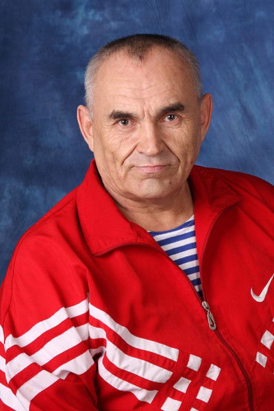 Владислав Савинов