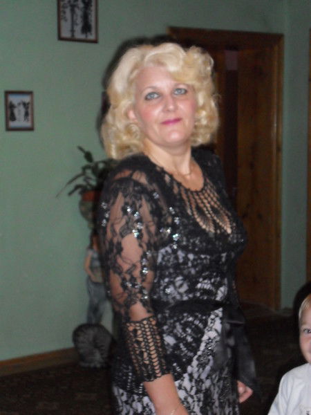 Лена Локотош