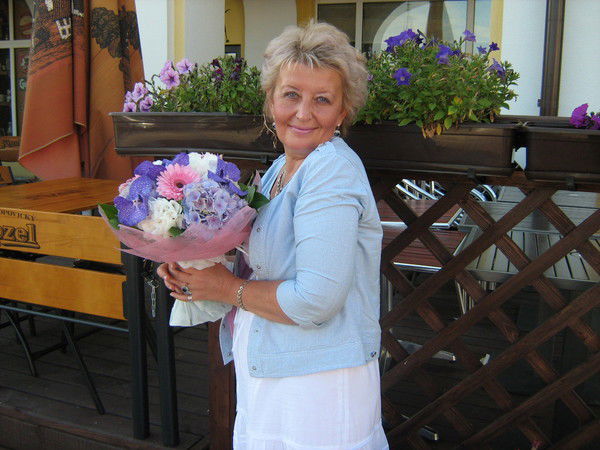 Лора Коняева