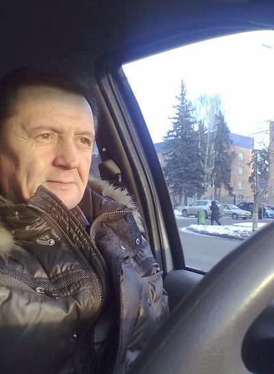 Лев Романов