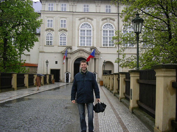 Михаил Емельянов