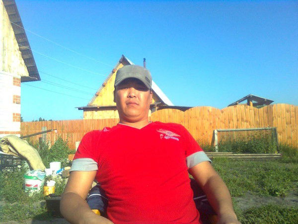 Алмазбек. Торобаев.