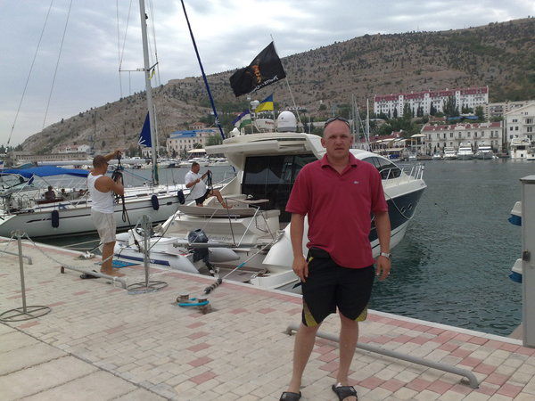 Денис Братцев