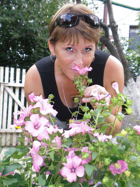 Елена Чикарева