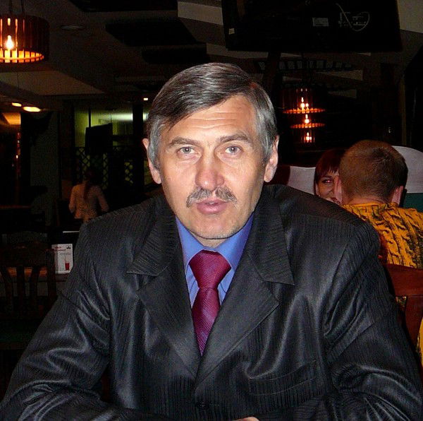 Виктор Губарев