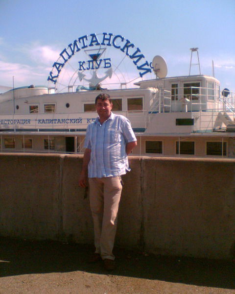 Александр Шилов