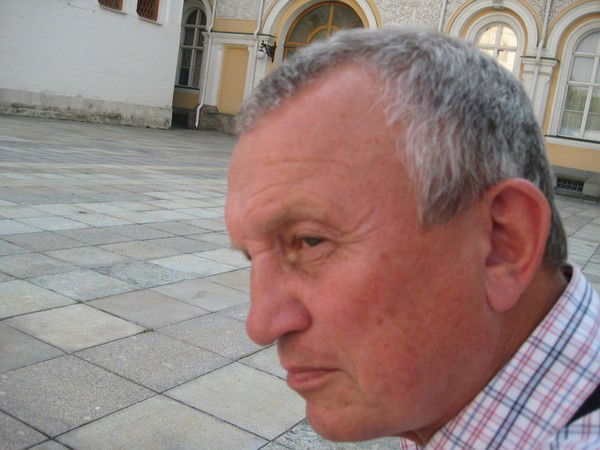 Владимир Узгорский