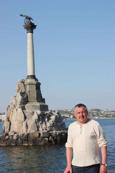 Глеб Тютюник