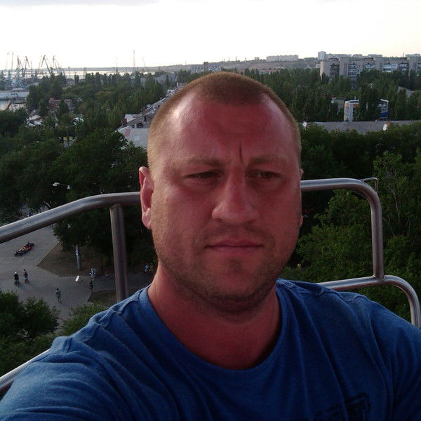 Евгений Молнар