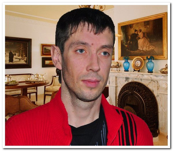 Юрий Емельянов