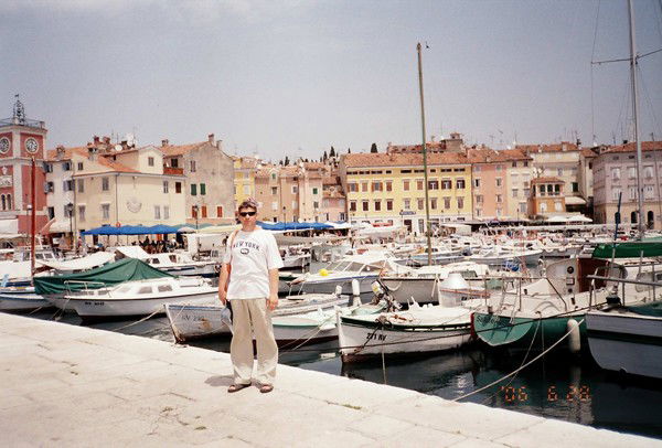 Олег Строинский