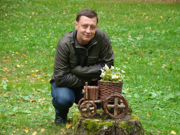 Александр Новиков