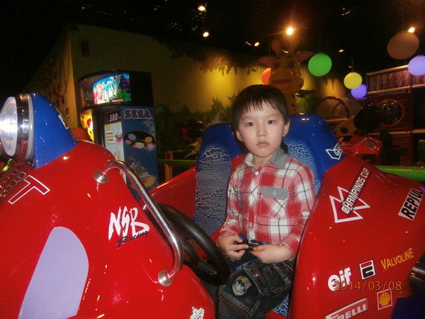 Келсинай Алишерова