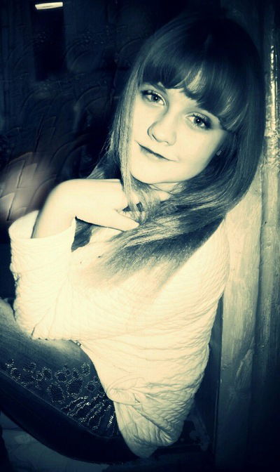 Настена Апостолова