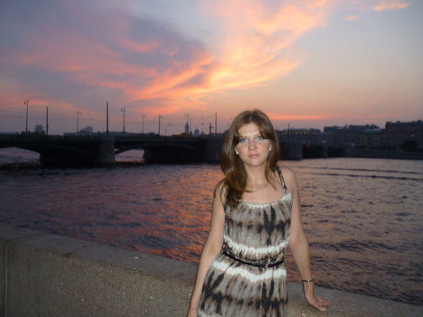 Яна Долженко