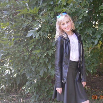 Лера Комарова