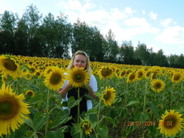 Анна Зотова