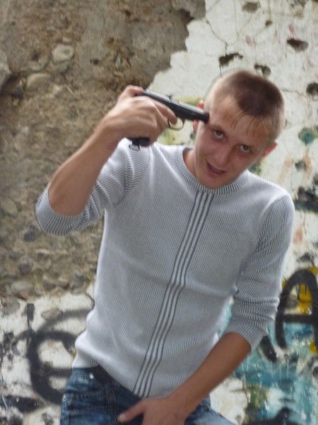 Андрей Белов