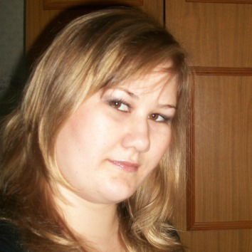 Юлия Лещенко