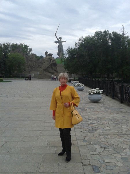 Елена Семенова