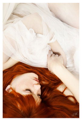 Елена Захарова