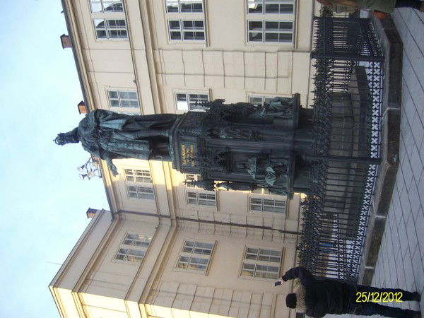 Лариса Онипко