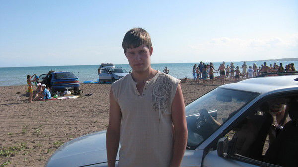 Макс Сергеев