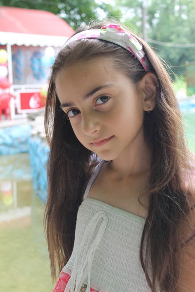 Арина Аветисова