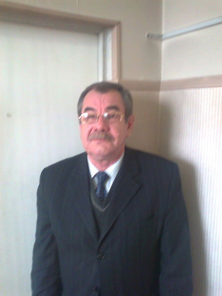 Анатолий Лушников