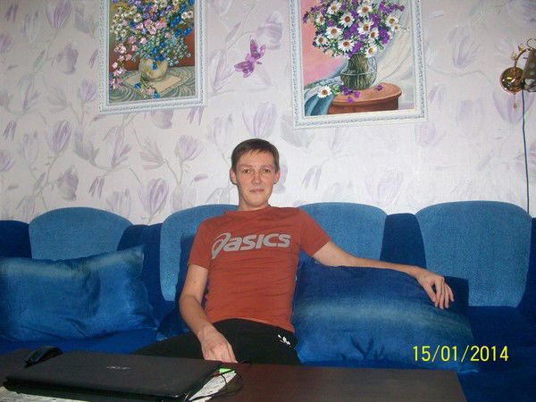 Денис Оробец