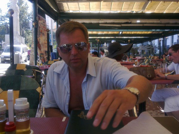 Олег Крутов