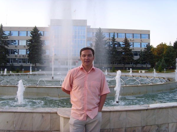 Игорь Нухов