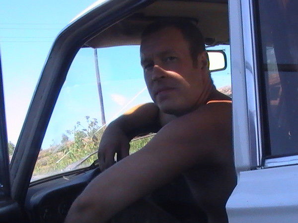 Иван Иванов