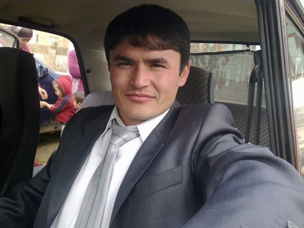 Ойбек Тохиров