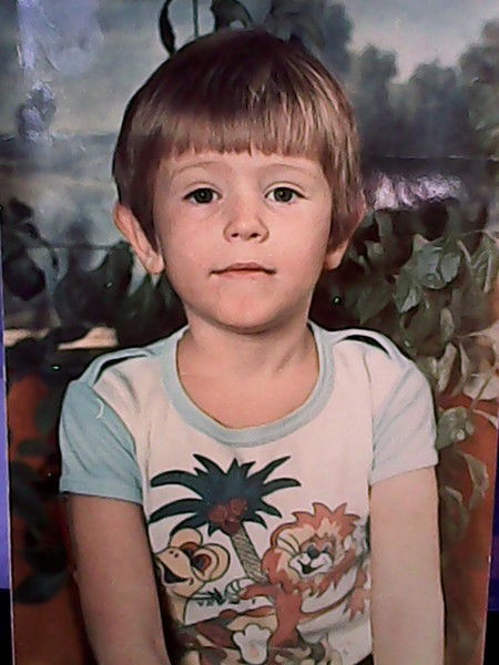 Толик Картель