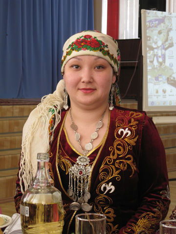 Аккенже Туралбаева