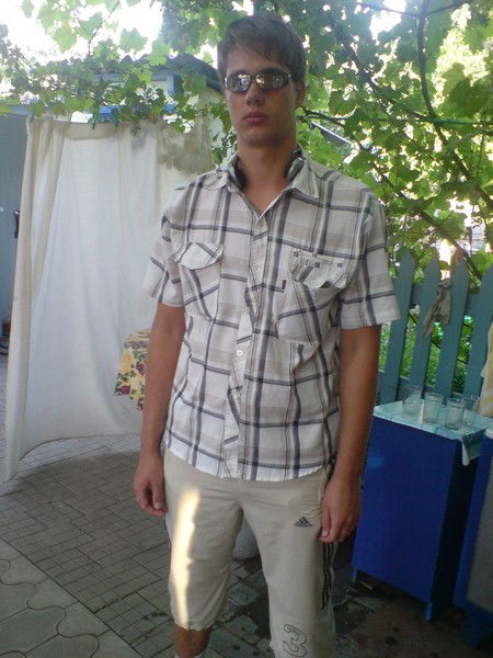 Андрей Лобанов