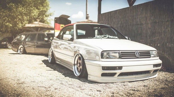 Саша Крестьянинов