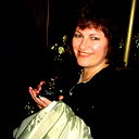 Елена Кинас